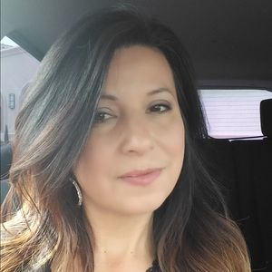 Meet your Posher, Isabel